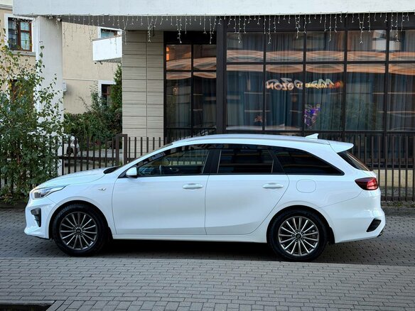 2020 Kia Ceed III, белый - вид 19