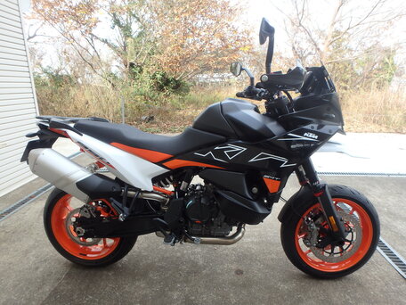 2024 KTM 890 SMT, чёрный, 1400000 рублей, вид 2