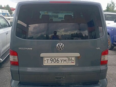 2009 Volkswagen Multivan, серый, 1760460 рублей, вид 4