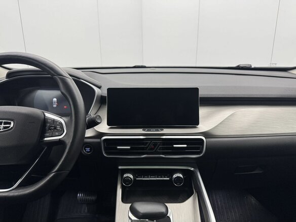 2023 Geely Coolray I, серый, 1699000 рублей - вид 12