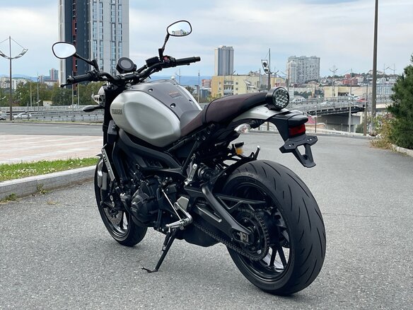 2020 Yamaha XSR900, серый, 855000 рублей - вид 4