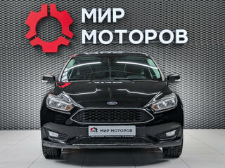 2016 Ford Focus III Рестайлинг, чёрный, 700000 рублей, вид 2