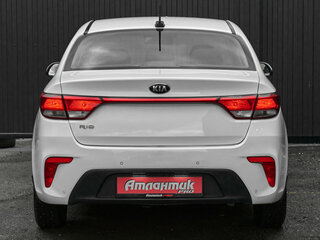 2017 Kia Rio IV, белый, 1160000 рублей, вид 5