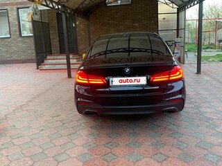 2017 BMW 5 серии 520d xDrive VII (G30/G31/G38), чёрный, 2500000 рублей, вид 2