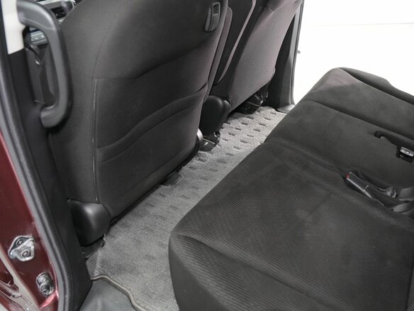 2014 Honda Freed I Рестайлинг 2, красный, 1140000 рублей - вид 20
