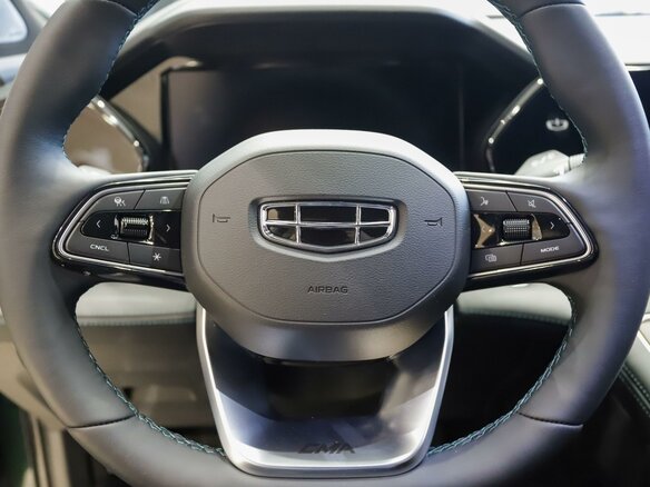2026 Geely Monjaro I Рестайлинг, зелёный - вид 13