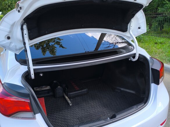 2014 Hyundai Elantra V (MD), белый, 1300000 рублей - вид 11