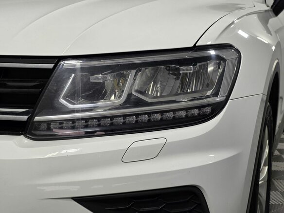 2019 Volkswagen Tiguan II, белый, 1800000 рублей - вид 8