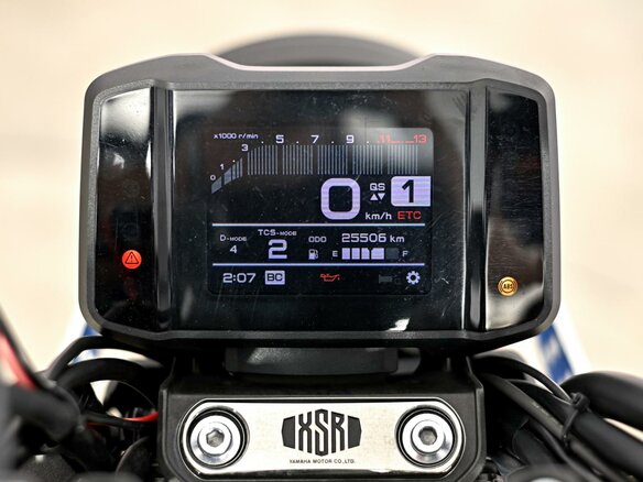 2022 Yamaha XSR900, синий, 879000 рублей - вид 8