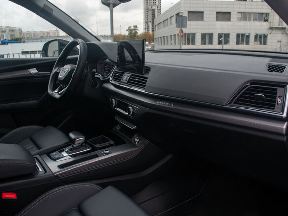 2021 Audi Q5 L 45 TFSI II (FY) Рестайлинг, чёрный, 4649000 рублей - вид 21
