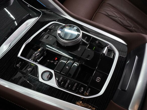 2023 BMW X6 40i III (G06) Рестайлинг, серый, 15899000 рублей - вид 16
