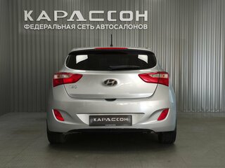 2016 Hyundai i30 II Рестайлинг, серебристый, 949000 рублей, вид 4