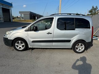 2010 Peugeot Partner II, серебристый, 620000 рублей, вид 3