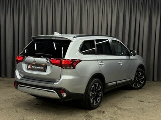 2021 Mitsubishi Outlander III Рестайлинг 3, серый, 2474888 рублей, вид 4