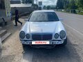 1999 Mercedes-Benz E-Класс 200 II (W210, S210), белый, 199999 рублей