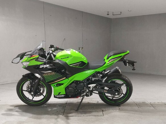 2020 Kawasaki Ninja 400, зелёный, 699000 рублей