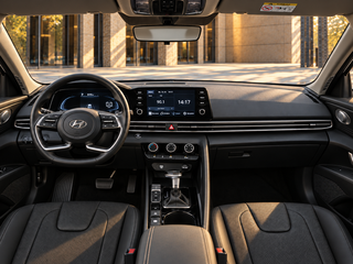 2026 Hyundai Elantra VII (CN7) Рестайлинг, чёрный, 2250000 рублей, вид 2