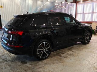 2021 Audi Q7 55 TFSI II (4M) Рестайлинг, чёрный, 6700000 рублей, вид 5
