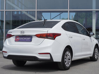 2017 Hyundai Solaris II, белый, 775000 рублей, вид 5