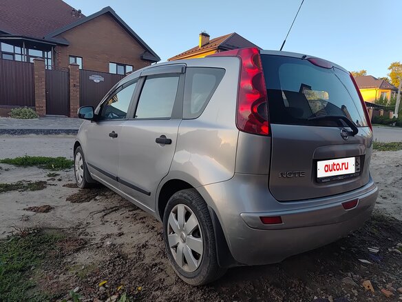 2008 Nissan Note I Рестайлинг, серебристый, 640000 рублей - вид 4