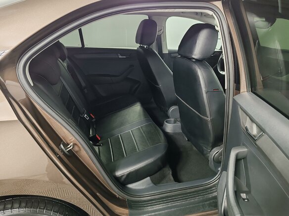 2020 Skoda Rapid II, коричневый, 1545000 рублей - вид 15