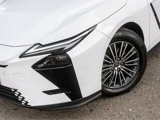 2026 Lexus ES 300h VIII, белый, 7770000 рублей, вид 4