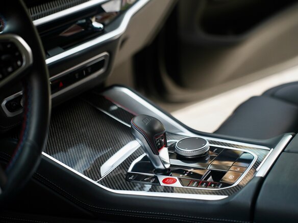 2023 BMW X5 M Competition III (F95) Рестайлинг, чёрный - вид 21