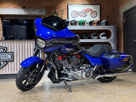 2025 Harley-Davidson CVO Street Glide, синий, 5300000 рублей, вид 5