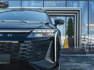 2025 Exeed RX, чёрный, 4600000 рублей, вид 5