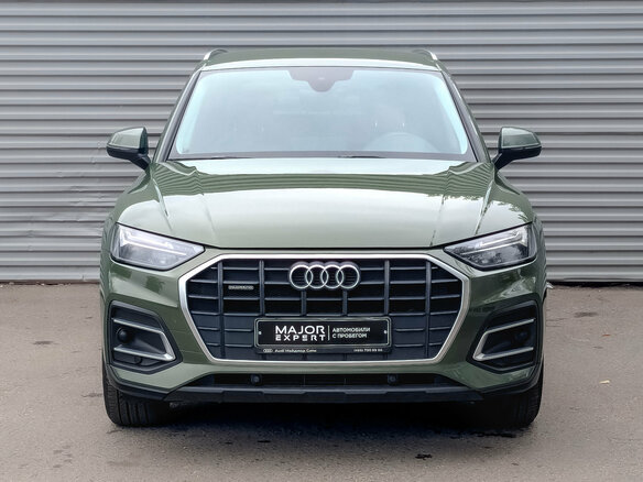 2021 Audi Q5 45 TFSI II (FY) Рестайлинг, зелёный, 4490000 рублей - вид 2