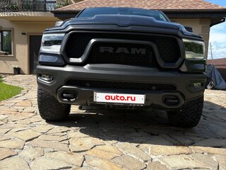 2020 Ram 1500 Quad Cab V, чёрный, 6260000 рублей, вид 4