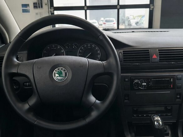 2007 Skoda Superb I Рестайлинг, серебристый - вид 11