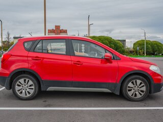 2014 Suzuki SX4 II (S-Cross), красный, 1000000 рублей, вид 4