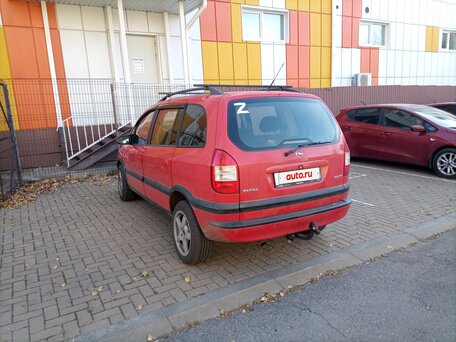 2003 Opel Zafira A Рестайлинг, красный, 340000 рублей, вид 4