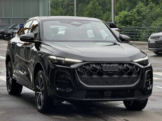 2025 Audi Q5 Sportback TFSI quattro S tronic II (GU), чёрный, 10890000 рублей, вид 2