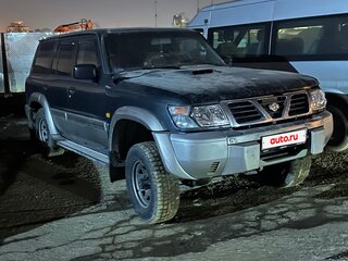 2000 Nissan Patrol V (Y61), зелёный, 850000 рублей, вид 2