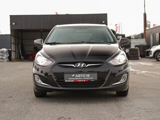 2014 Hyundai Solaris I Рестайлинг, чёрный, 799000 рублей, вид 3