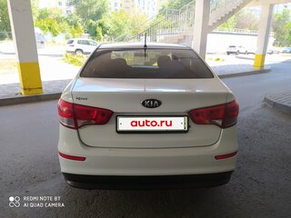 2016 Kia Rio III Рестайлинг, белый, 710000 рублей, вид 3