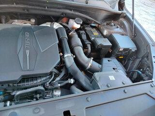 2020 Hyundai Santa Fe IV Рестайлинг, серебристый, 4000000 рублей, вид 5