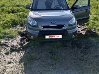 2011 Kia Soul I, серебристый, 700000 рублей, вид 4