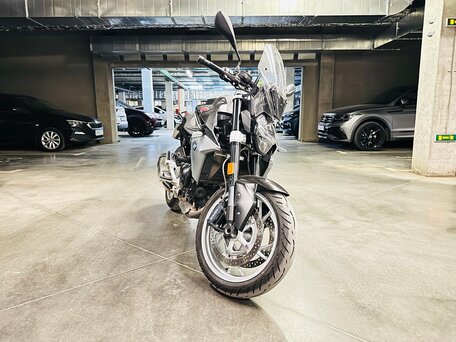 2020 BMW F 900 R, чёрный, 750000 рублей, вид 3