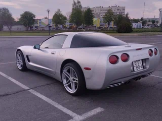 2001 Chevrolet Corvette C5, серебристый, 4050000 рублей, вид 1
