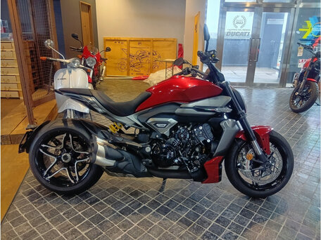2026 Ducati XDiavel V4, красный, 2900000 рублей, вид 1
