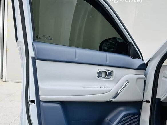 2026 Leapmotor A10 39.8 kWh, серебристый, 1580000 рублей - вид 21