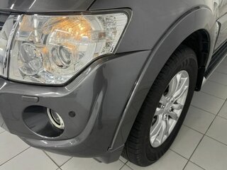 2012 Mitsubishi Pajero IV Рестайлинг 1, серый, 2195000 рублей, вид 5