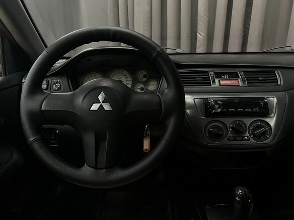 2006 Mitsubishi Lancer IX Рестайлинг, красный, 399900 рублей - вид 9