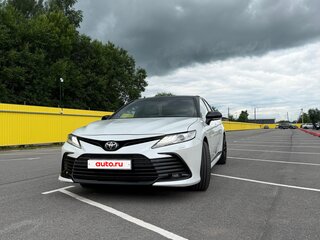 2022 Toyota Camry VIII (XV70) Рестайлинг, белый, 3700000 рублей, вид 2