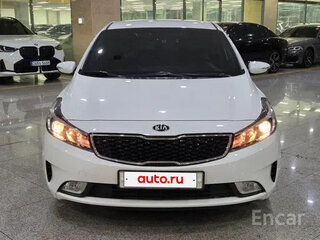 2017 Kia K3 I Рестайлинг, белый, 1220000 рублей, вид 2