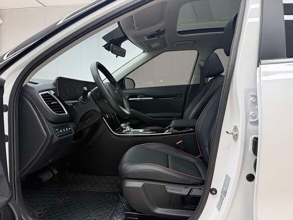 2023 Kia Seltos I, белый, 1860000 рублей - вид 6
