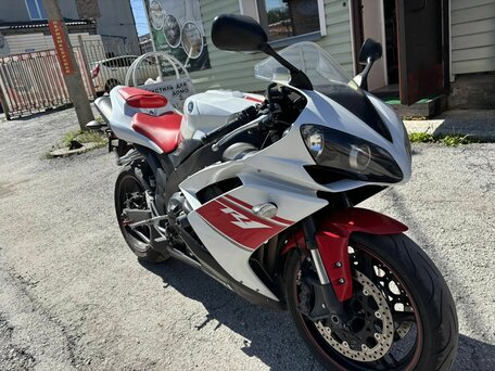 2008 Yamaha YZF-R1, белый, 855000 рублей, вид 2